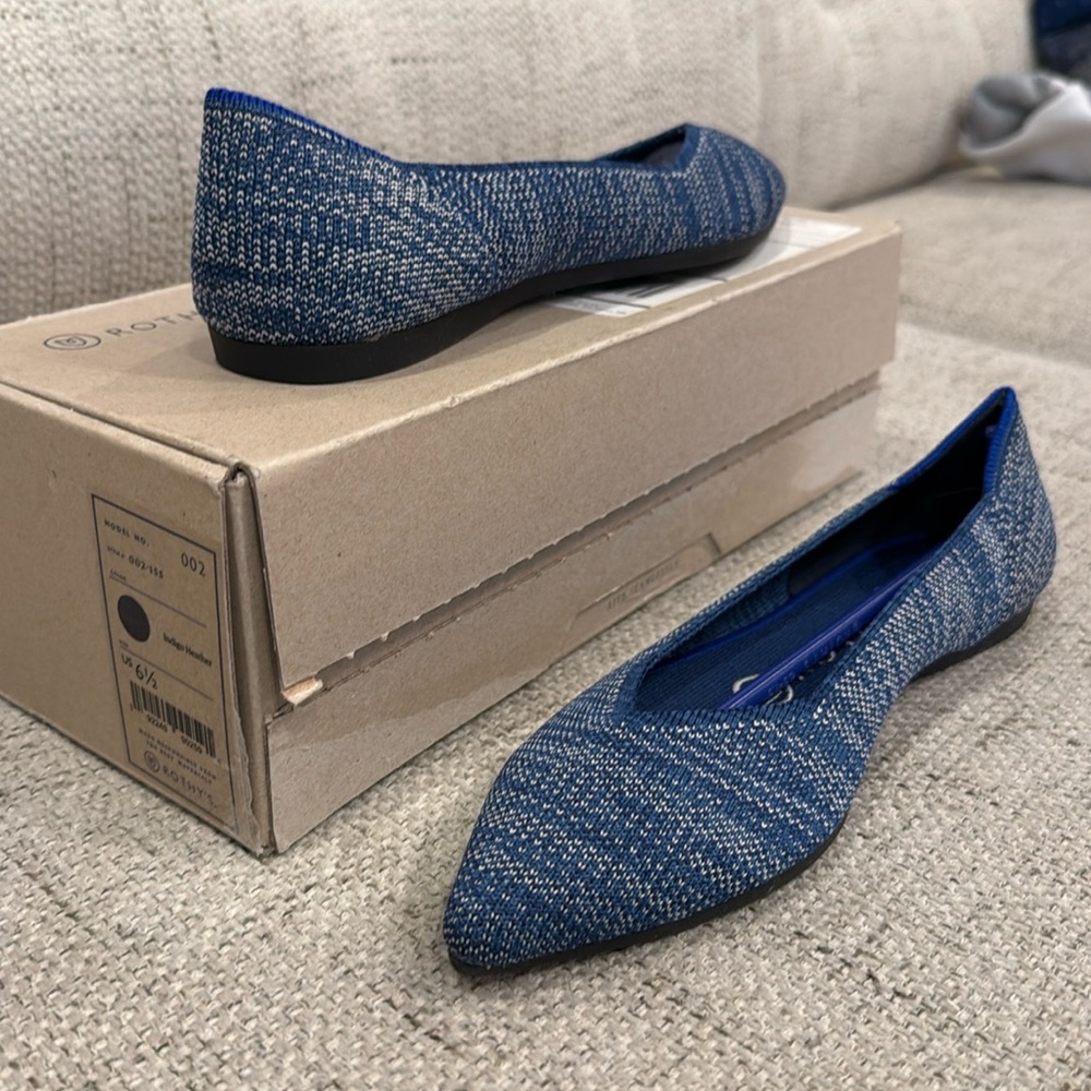 Rothy’s Original The Point in Indigo Heather Size 6.5 NIB - Picture 2 of 7